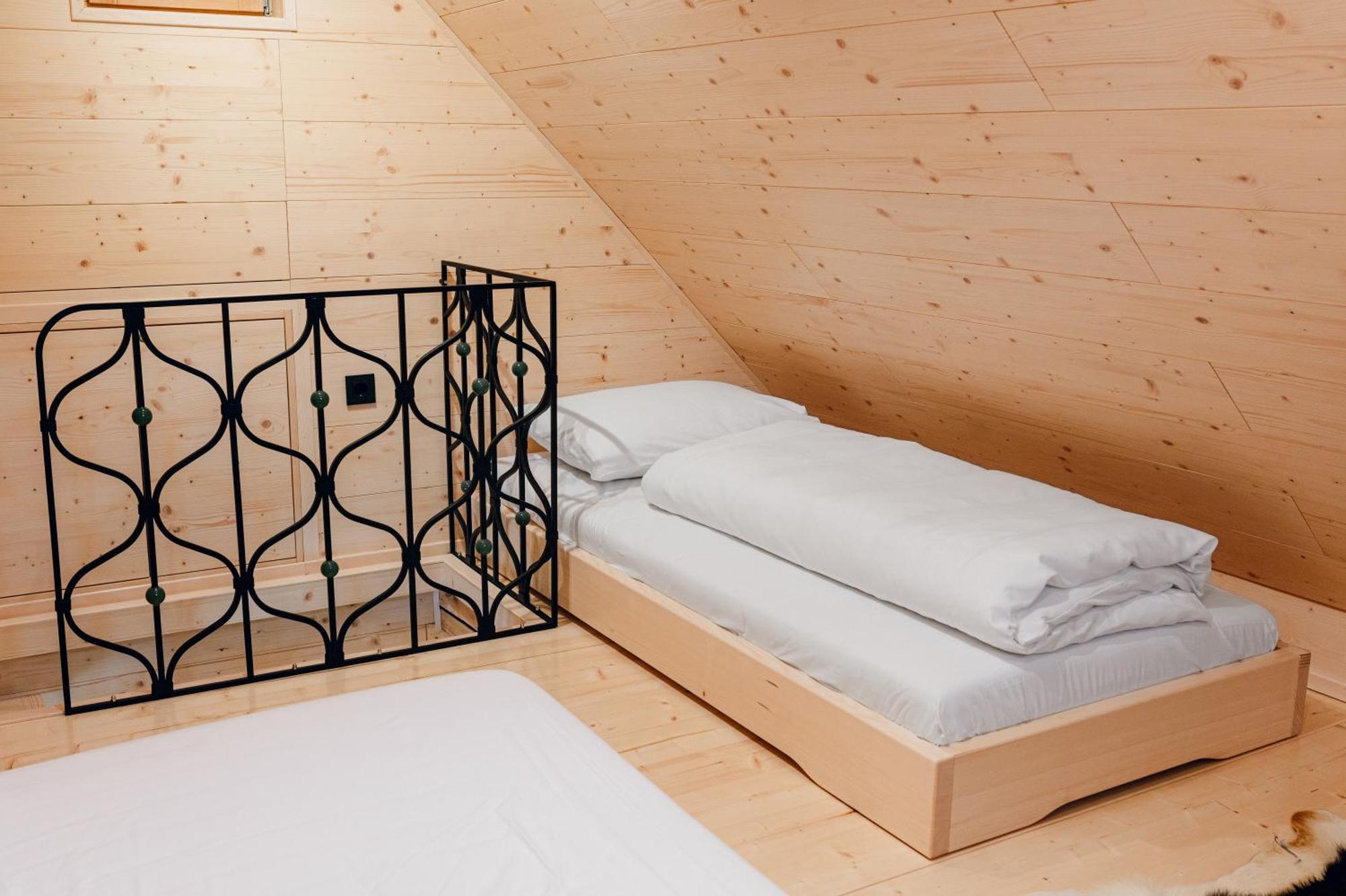 Chalet Lepenatka With Sauna - I Feel Alps Stahovica Exteriör bild